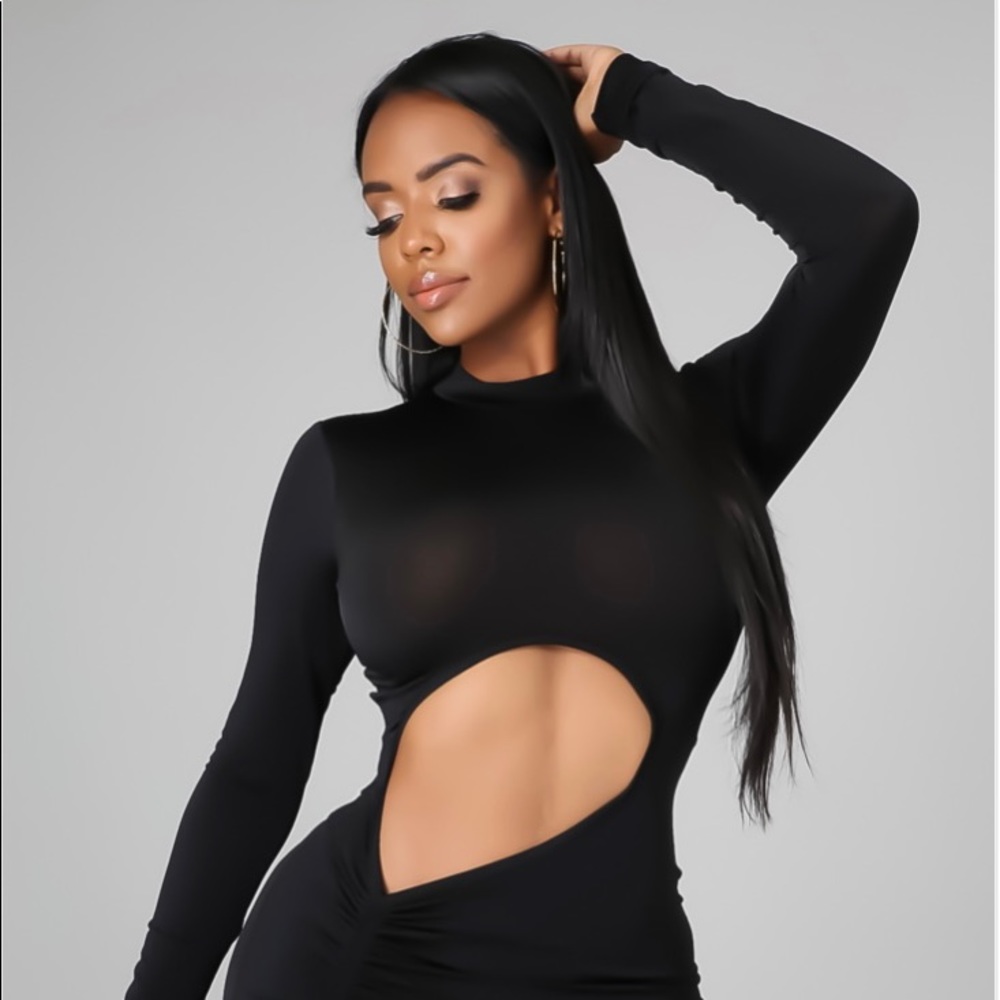 Bombshell babe dress